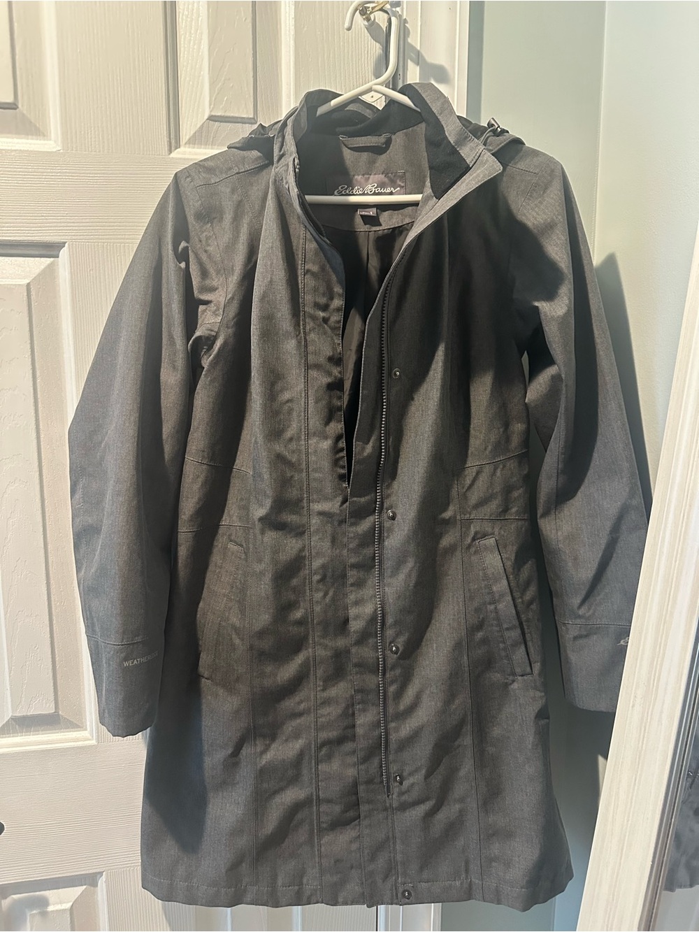 Eddie Bauer gray Women's Hooded rainCoat